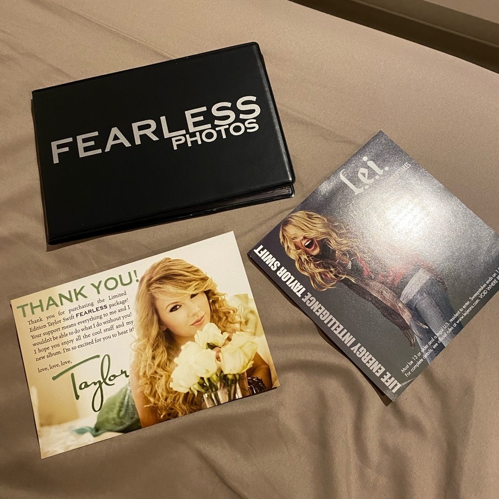 Taylor Swift Fearless Photos book